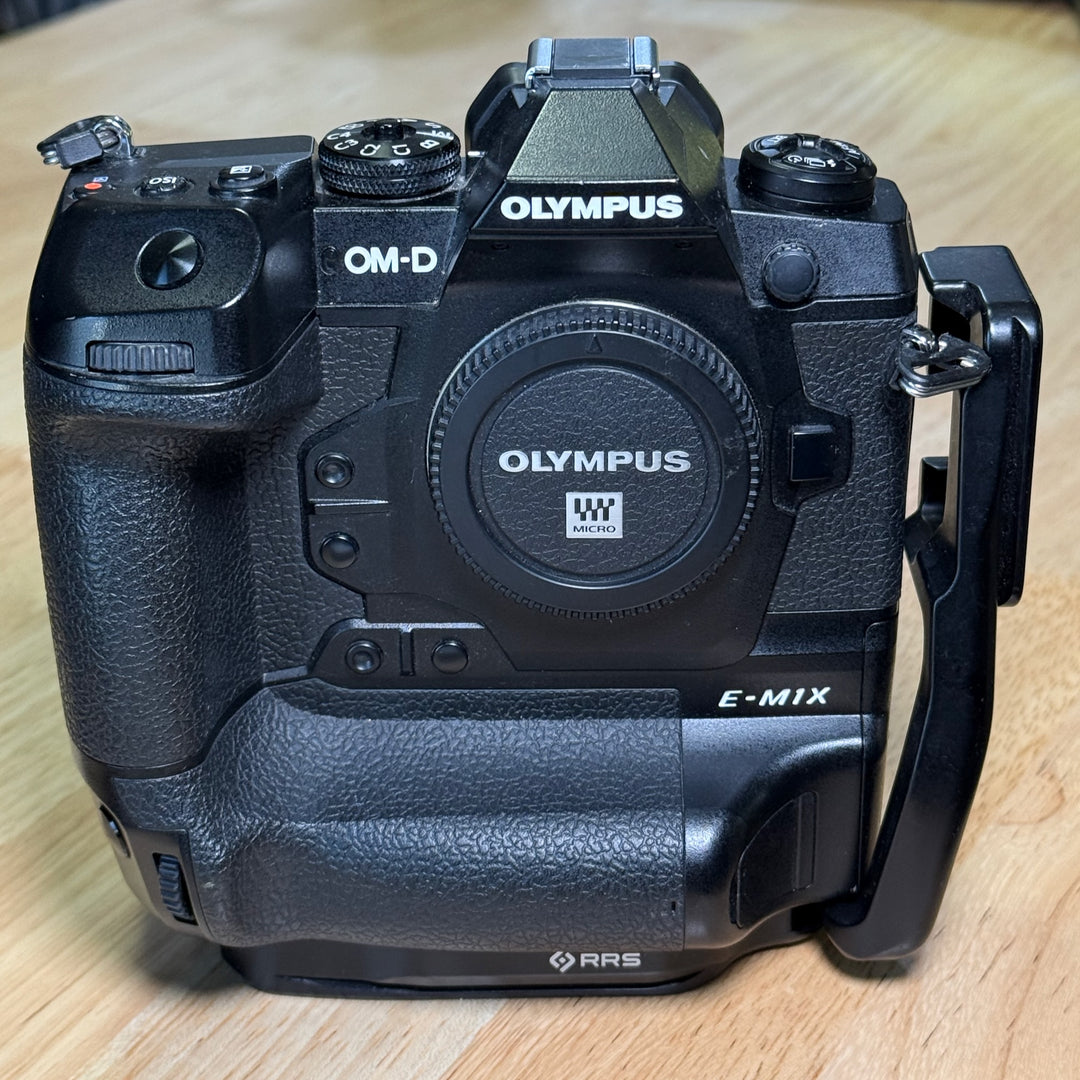 Olympus OM-D E-M1X Camera