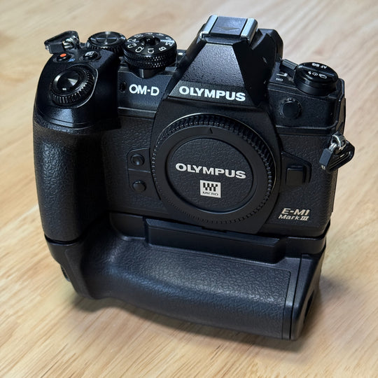 Olympus OM-D E-M1 Mark III Camera