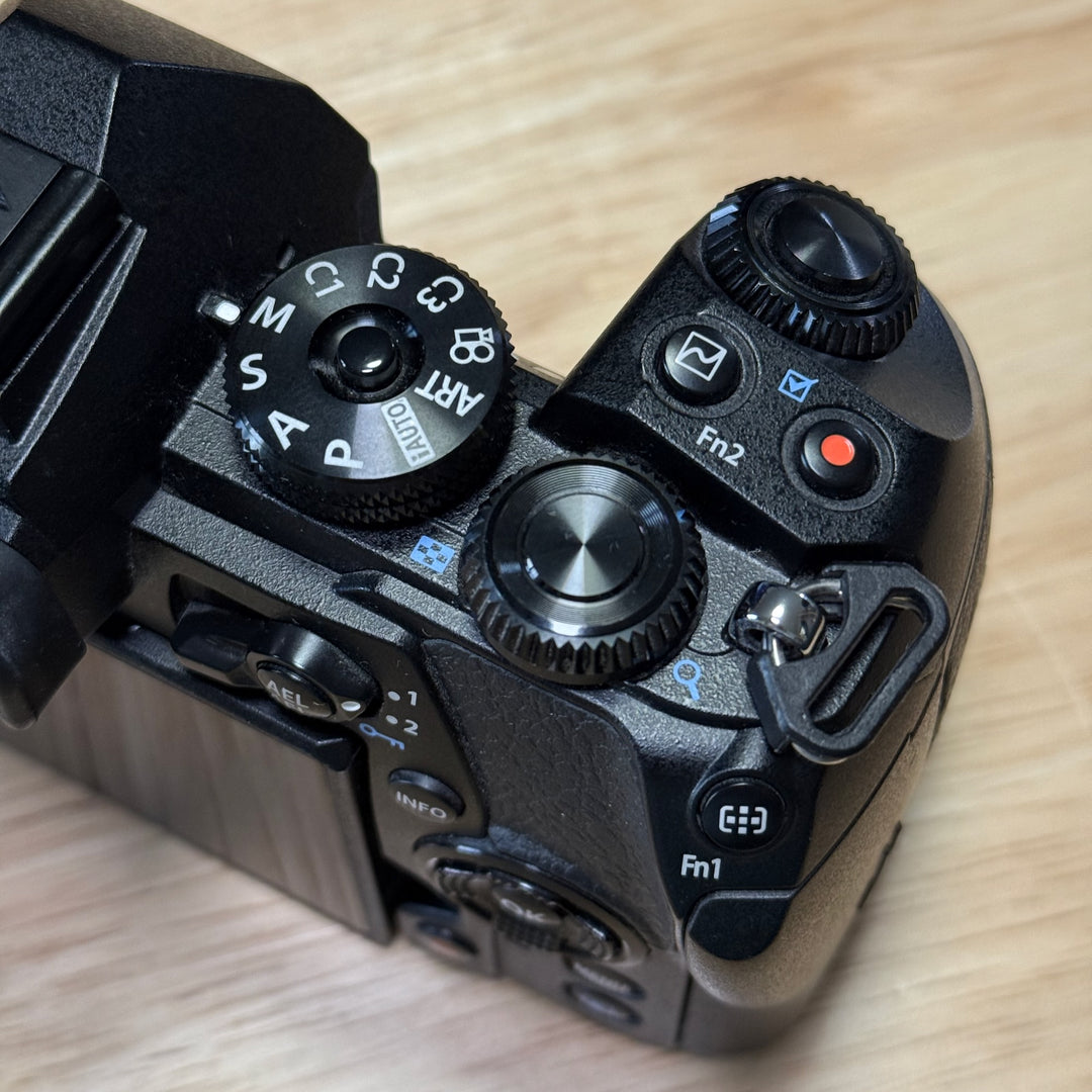 Olympus OM-D E-M1 Mark II Camera